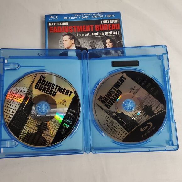 The Adjustment Bureau Blu-Ray + DVD + Digital - Picture 3 of 4